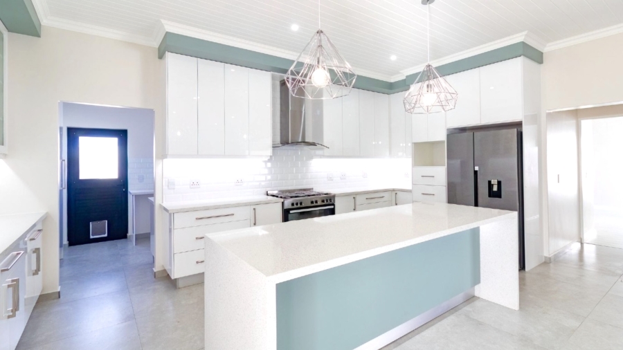 3 Bedroom Property for Sale in Atlantic Waves Estate Western Cape
